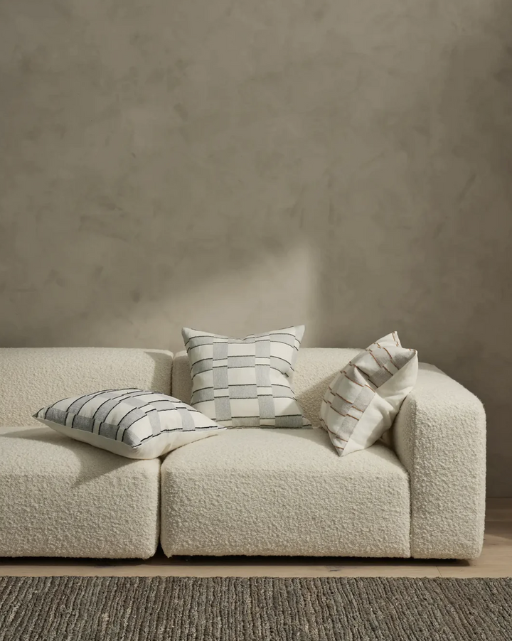 Lorenzo Cushion
