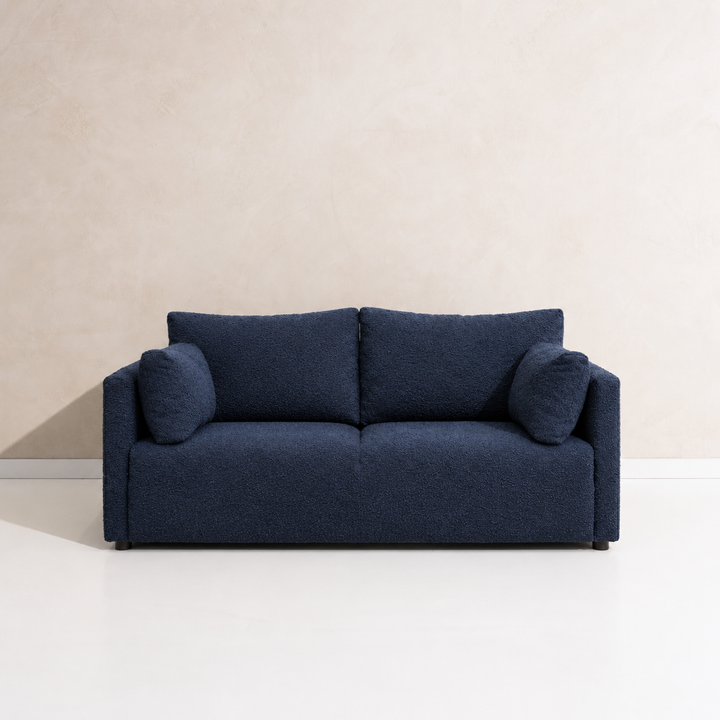 Juliet in Midnight Boucle